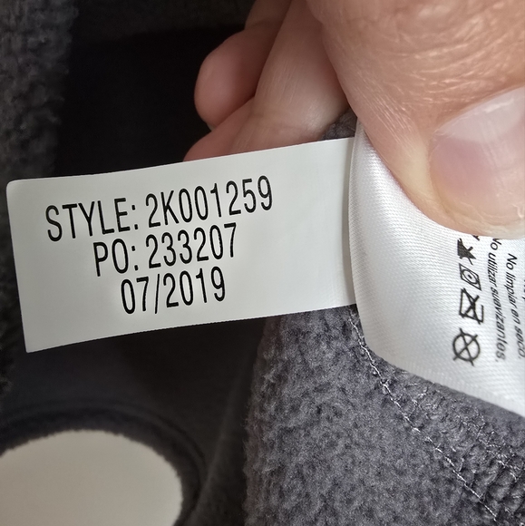 Vineyard Vines Sherpa Harbor 1/2-Zip Pullover Gray - Picture 4 of 5